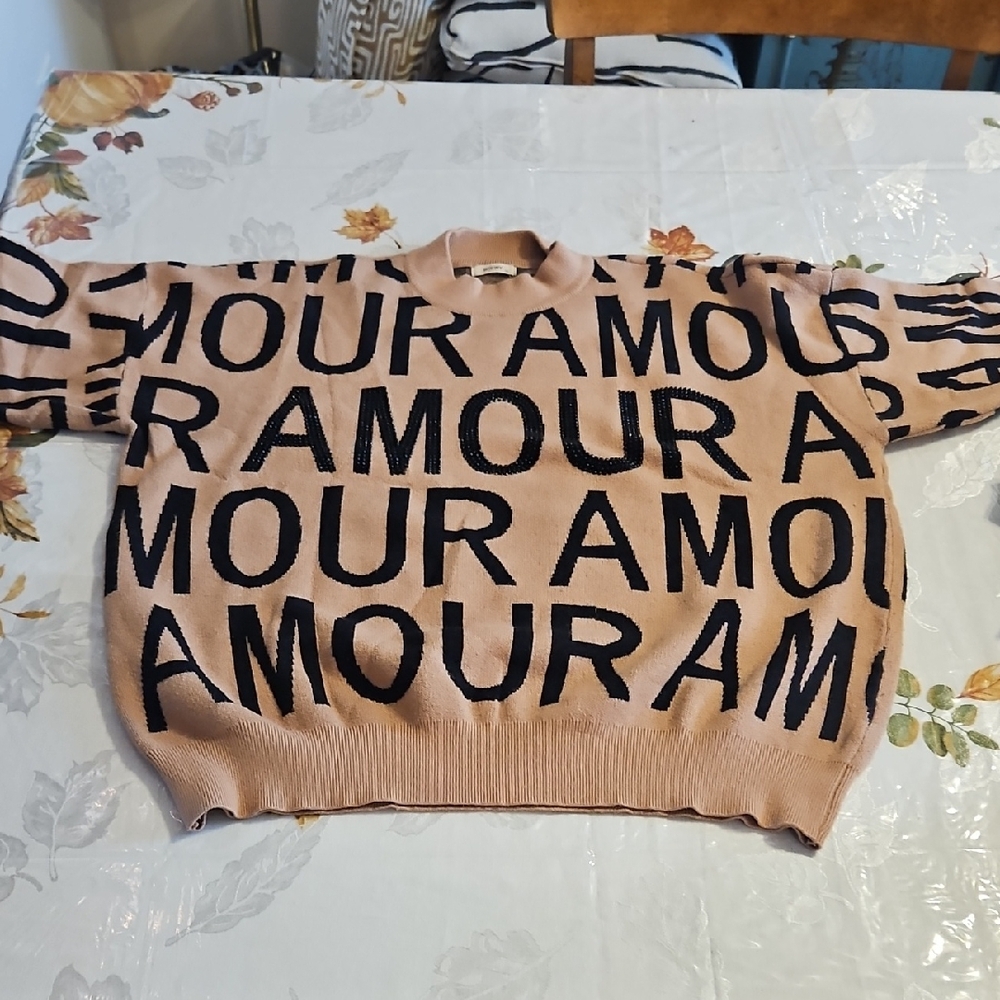 Chic Amour Sweater - Black on Tan